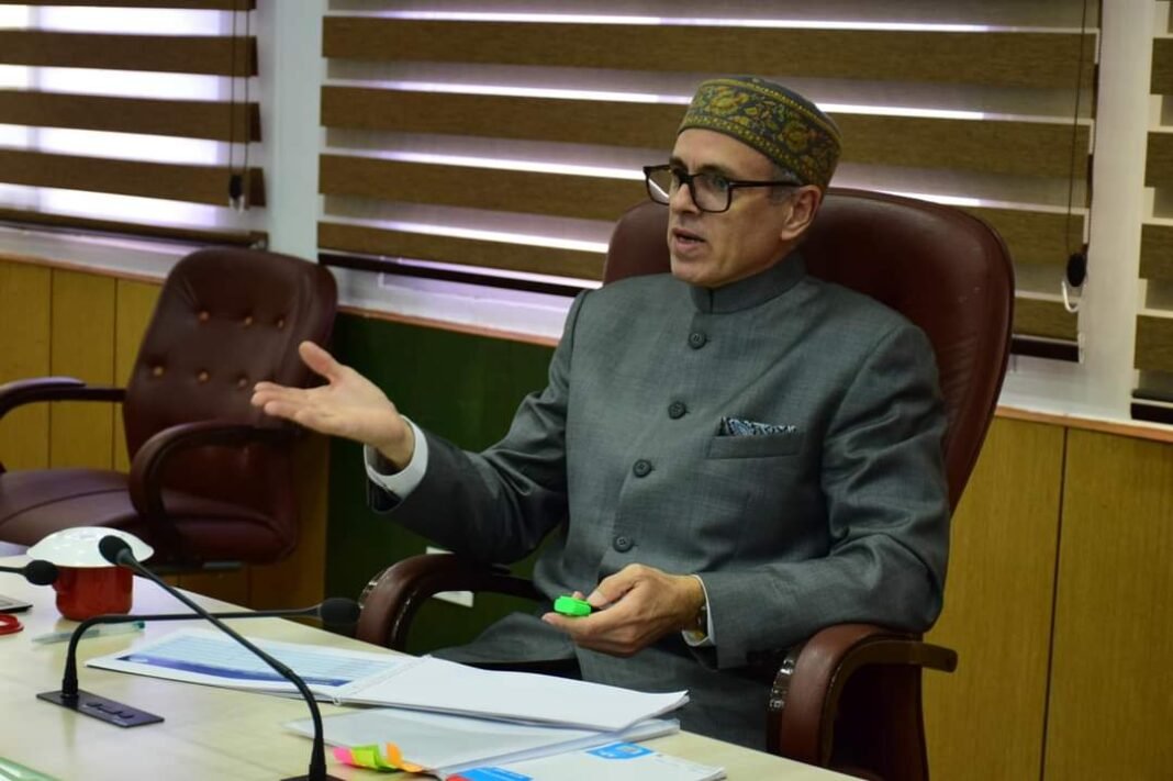 Omar chairs Cabinet Meeting at his Jammu residence