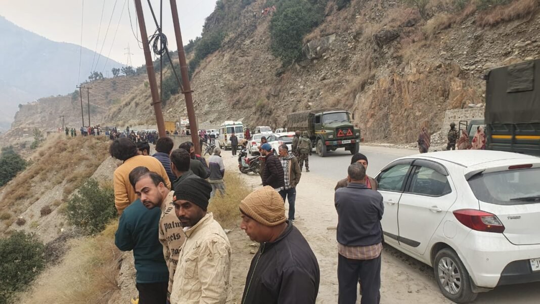 Three dead in tragic Doda road accident