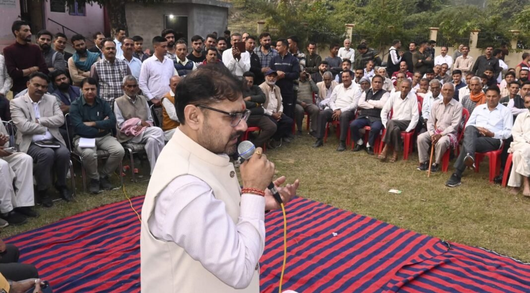 Satish Sharma visits Chhamb constituency