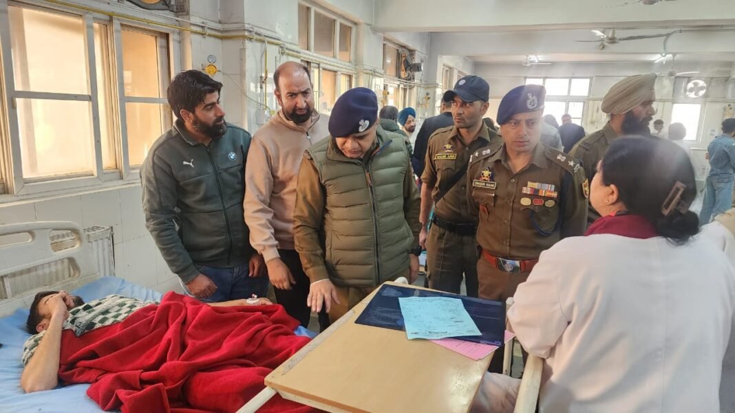 Srinagar Grenade attack: IGP Kashmir visits injured civilians at SMHS hospital