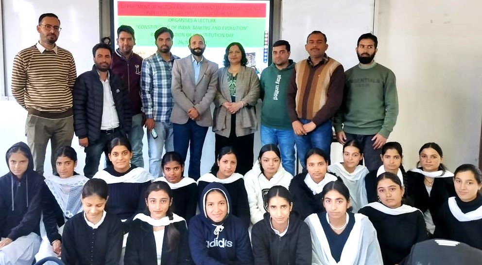 Lecture on ”Constitution of India: Making And Evolution” at GCW Udhampur
