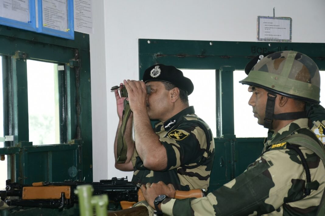 ADG BSF VISITS JAMMU FRONTIER BORDER AREA