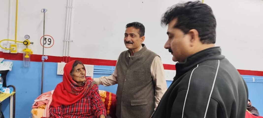 MLA Inderwal Payare Lal Sharma Visits GMC & SMGS Hospitals