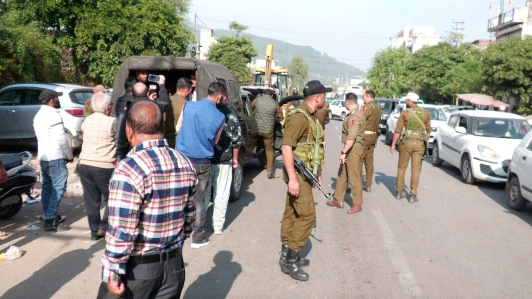 Udhampur Standoff: Sanitation Workers Clash with Authorities over Garbage Removal