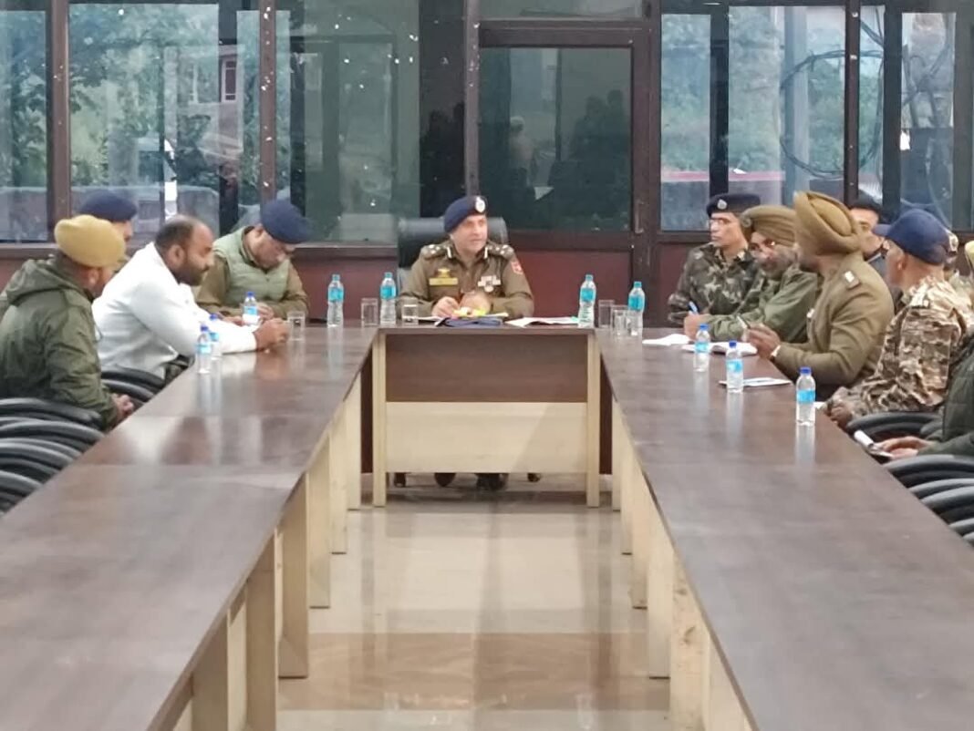 DIG Shiv Kumar conducted winter prepardness for operations /Security Review meeting