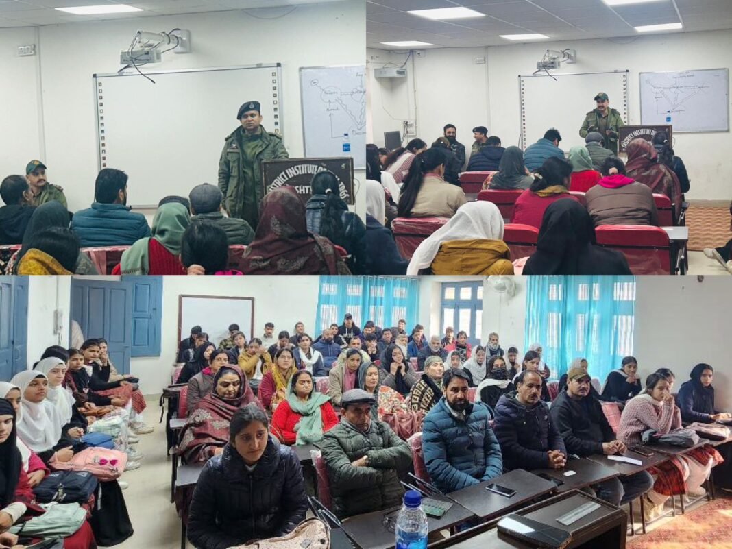 J&K POLICE DISTRICT KISHTWAR CONDUCTS CYBER SECURITY AWARENESS PROGRAMME IN COLLABORATION WITH DIET KISHTWAR