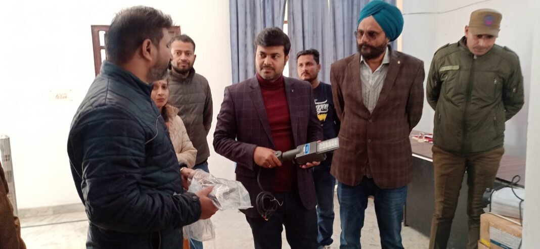 JMC Receives 4,570 Street Lights through EESLInitiative addresses safety, Illumination issues of City, Says Commissioner JMC