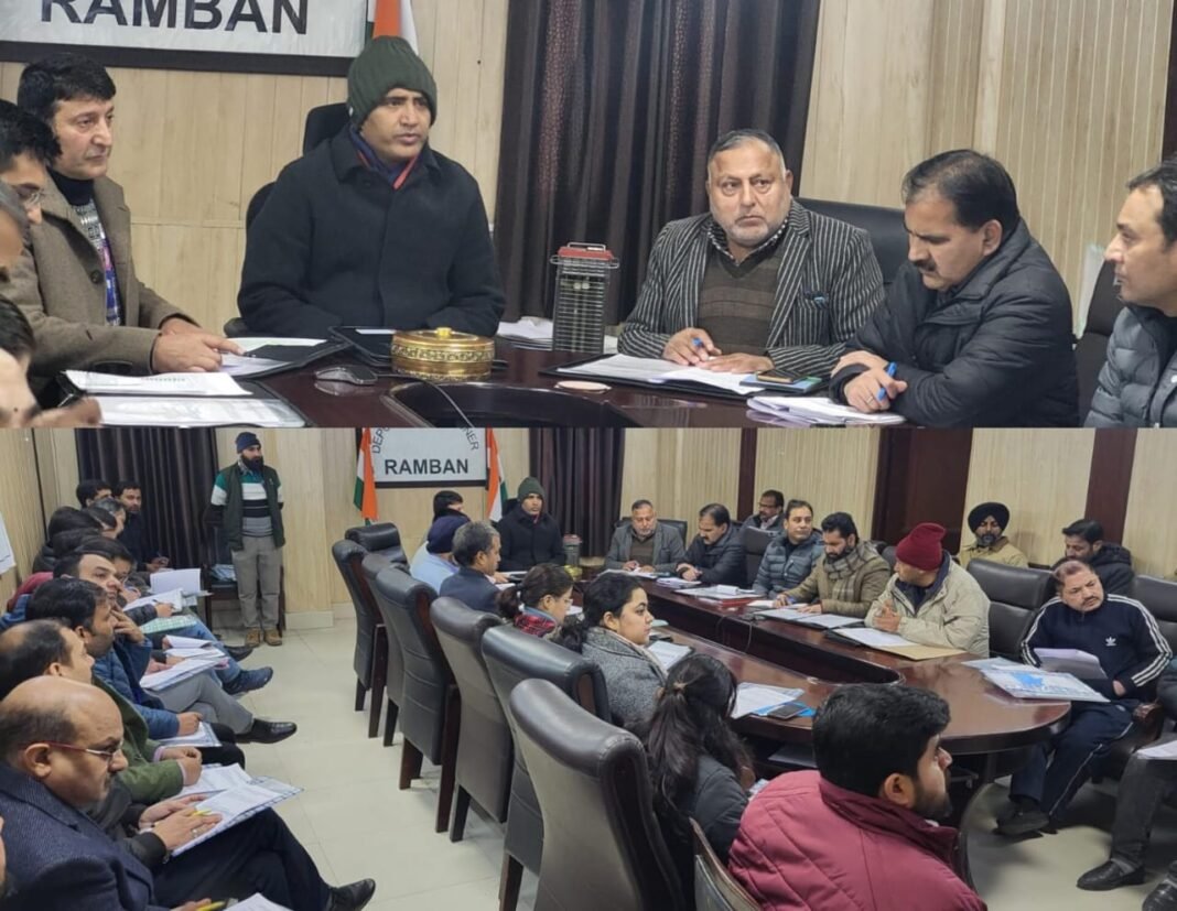 DC Ramban reviews performance of banks in district