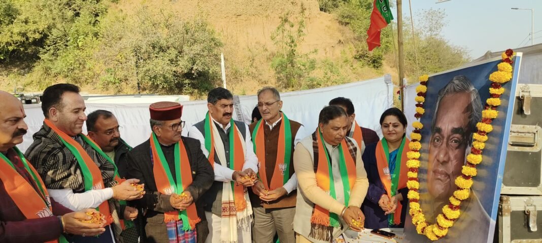 BJP celebrates Atal ji’s birthday as Sushasan Diwas, pays floral tributes
