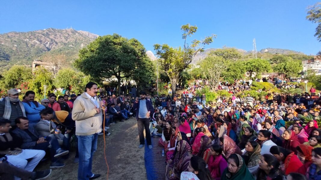 Senior Congress Leaders Support the Ongoing Protest in Katra