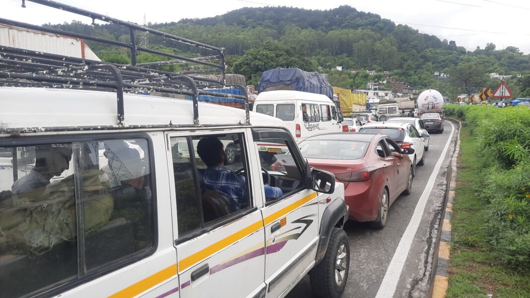 Traffic Update: Jammu-Srinagar National Highway Open with Safety Advisory; Other Routes Closed