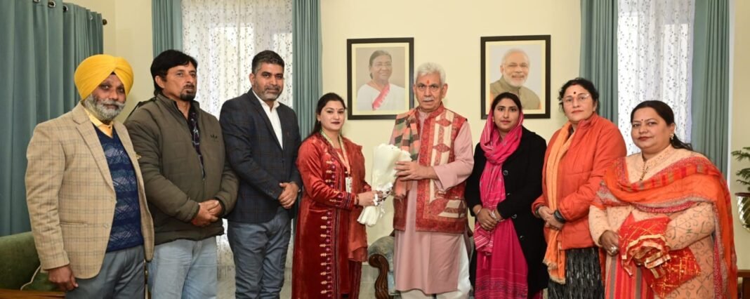 BJP Nowshera Delegation Meets LG Manoj Sinha, Discusses important administrative and developmental issues