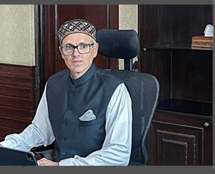 Review meet: CM Omar Abdullah Stresses Transparency in Power Curtailments, Launches Monitoring Tool for J&K