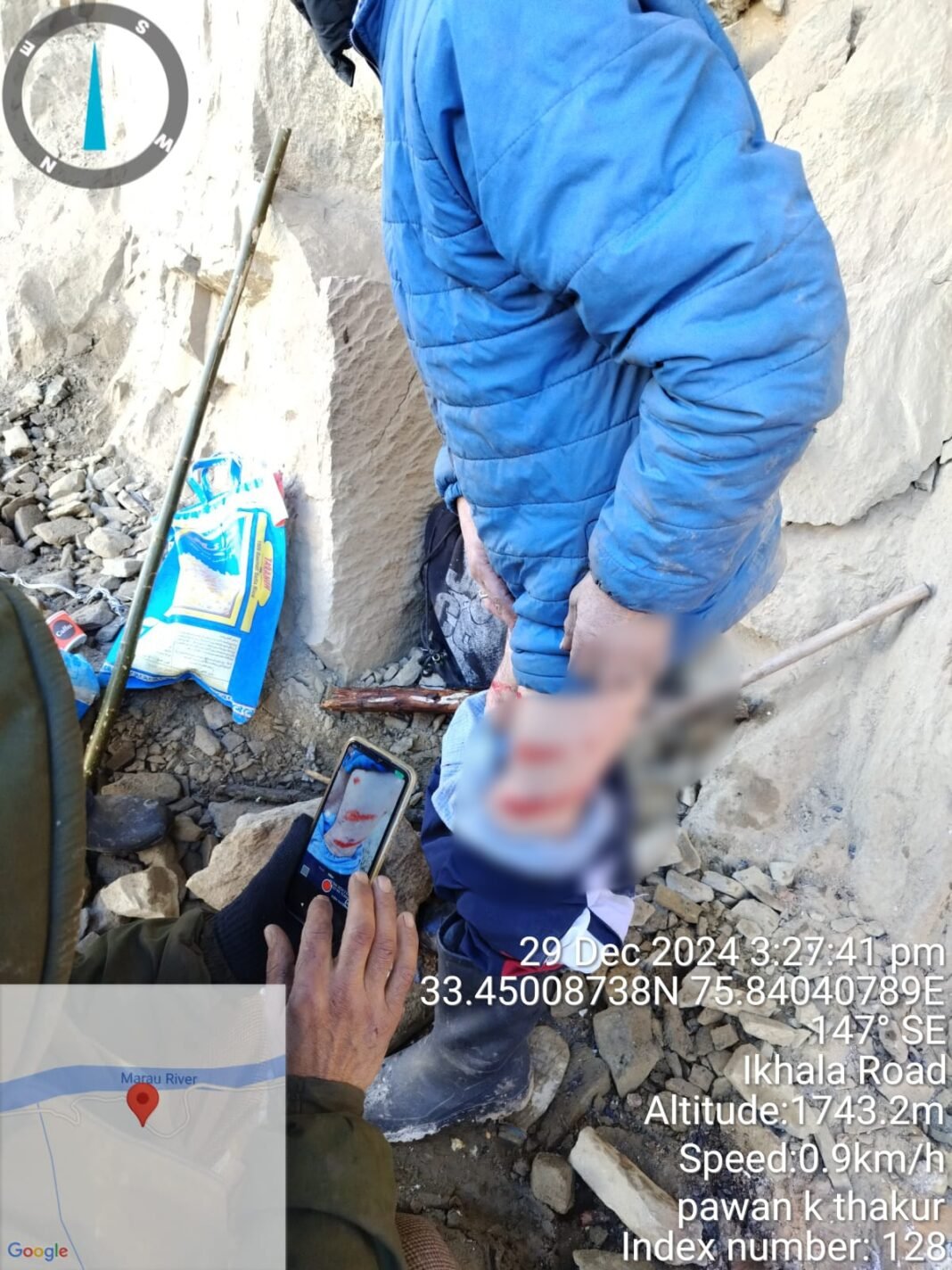 Two linemen sustained injuries while restoring snapped electricity in snow bound Dachhan