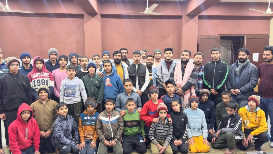 Humdard Samaj Seva, Shurveer Sangathan team celebrate New Year at orphan home ‘Ved Mandir Balniketan, Amphala