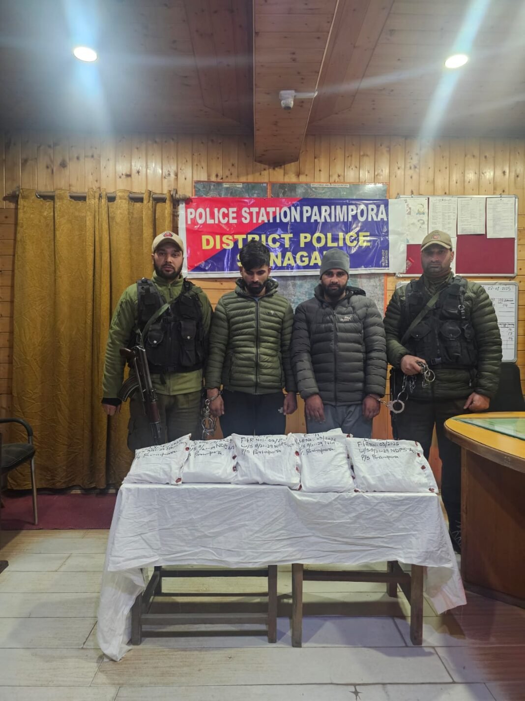 Police crack down on drug racket in Sgr: 8 Kgs Heroin seized, two arrested