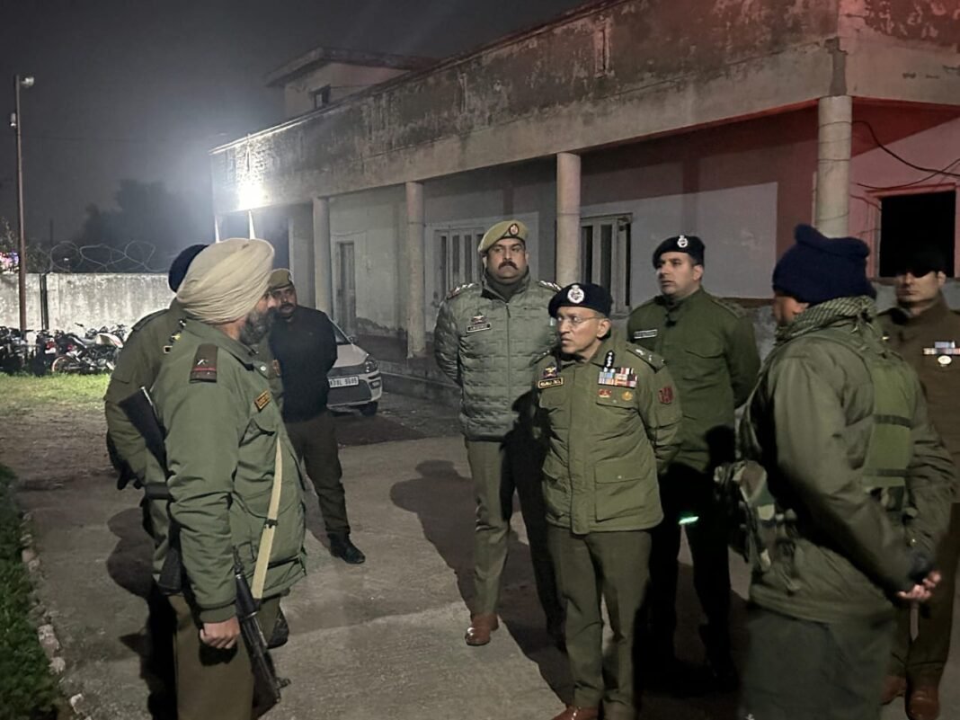 ADGP Jammu takes late night security review in Samba, Kathua