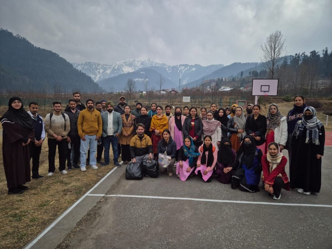JU’s Bhaderwah Campus Organizes Cleanliness Drive to Promote Swachh Bharat Abhiyan