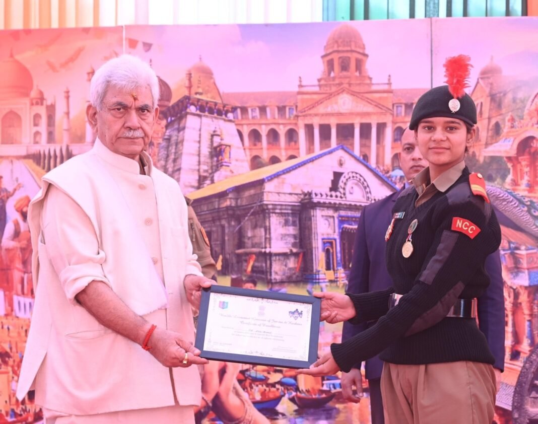 LG interacts with NCC cadets who attended Republic Day Camp at New Delhi