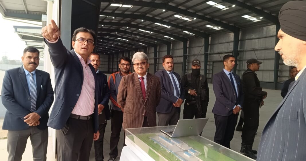 CS visits IE Samba to take stock of its development