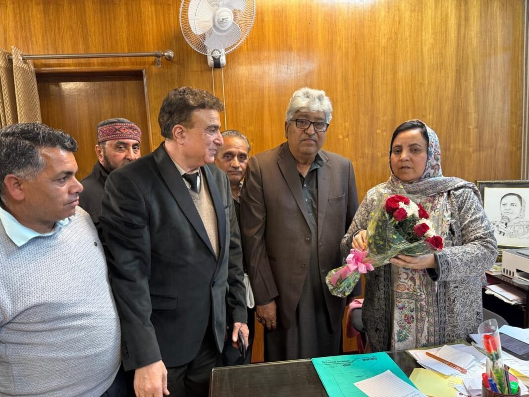 Sunil Verma-led delegation meets Minister Sakina Itoo