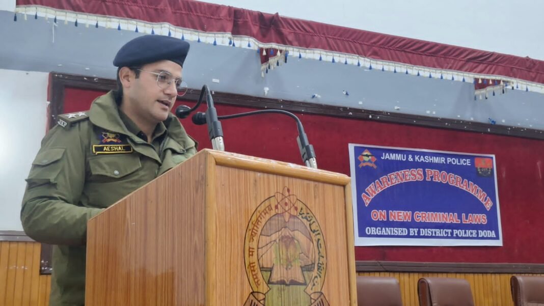 Bhaderwah Campus , JK Police Doda Organize Awareness Programme on” New Criminal Law”