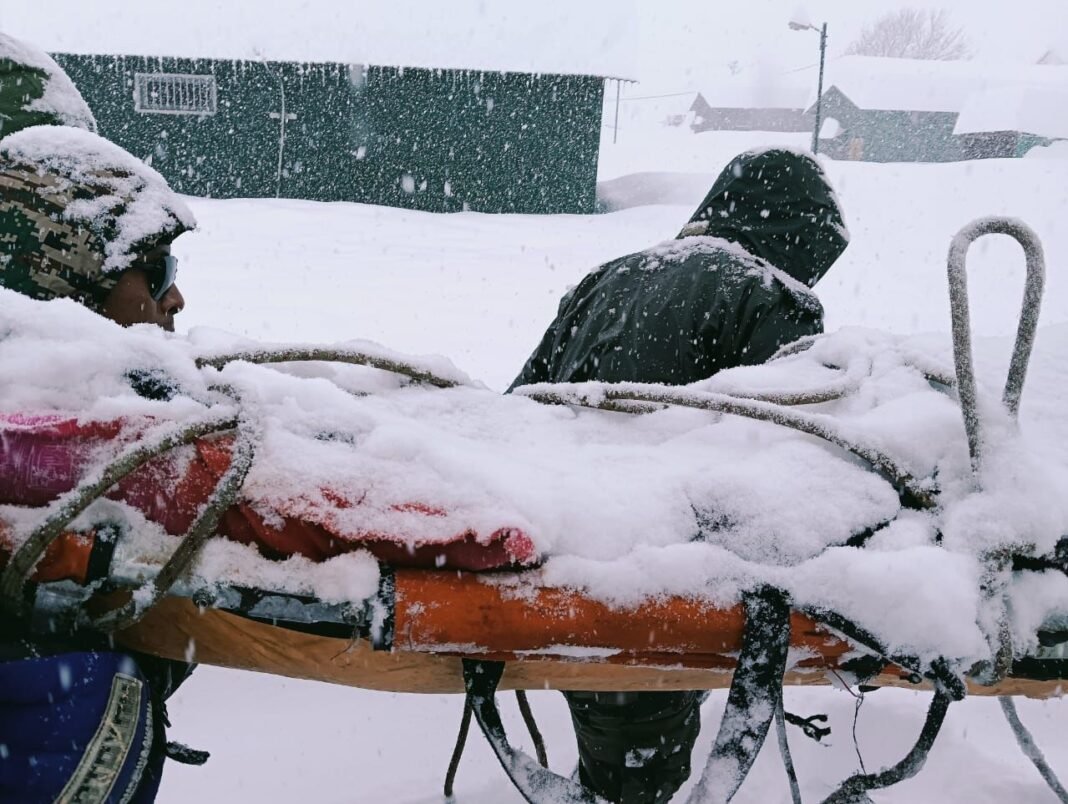 Avalanche at BRO Camp near Mana Village, Uttarakhand