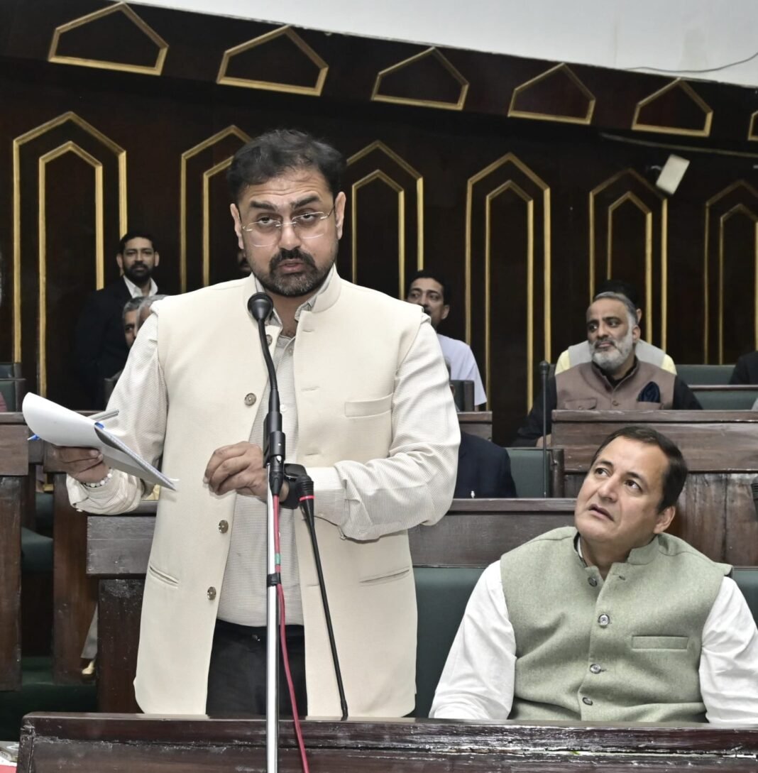 Govt mulls to open new 1600 fair price shops across J&K: Satish Sharma