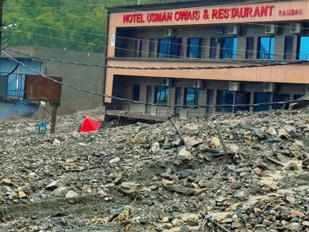 Flash Floods Wreak Havoc in Ramban: 3 Dead, Over 100 Rescued, Highway Blocked