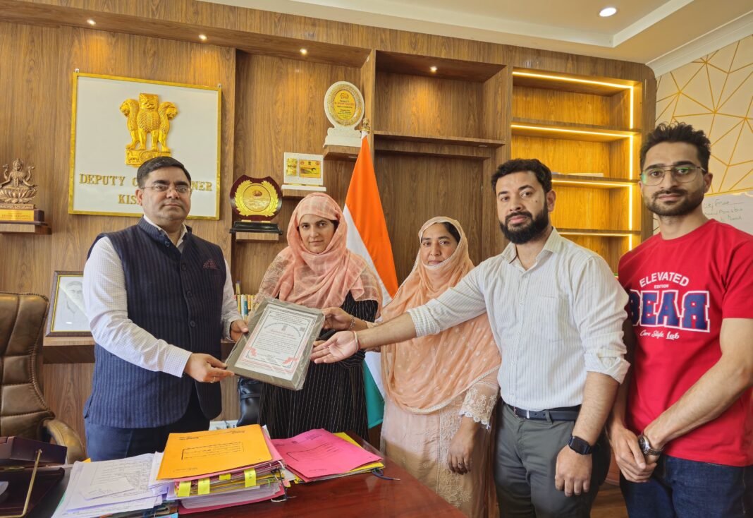 DC Kishtwar Distributes Registration Certificates to Industrial Handicrafts Cooperative Societies