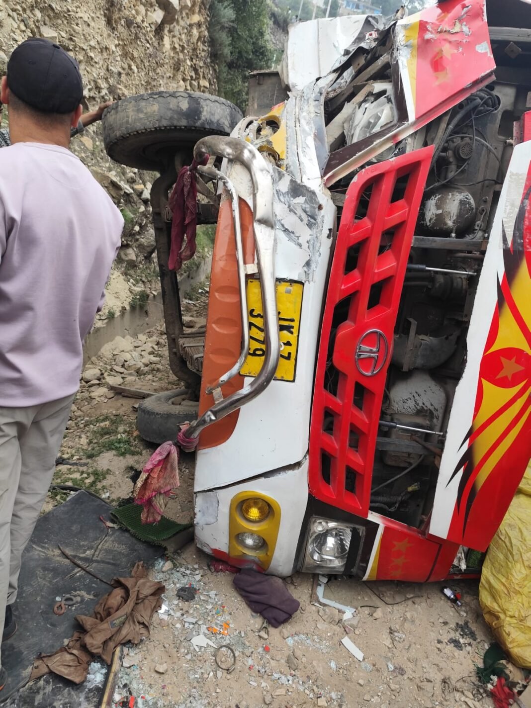 One critical among several other injured in Kishtwar road accident