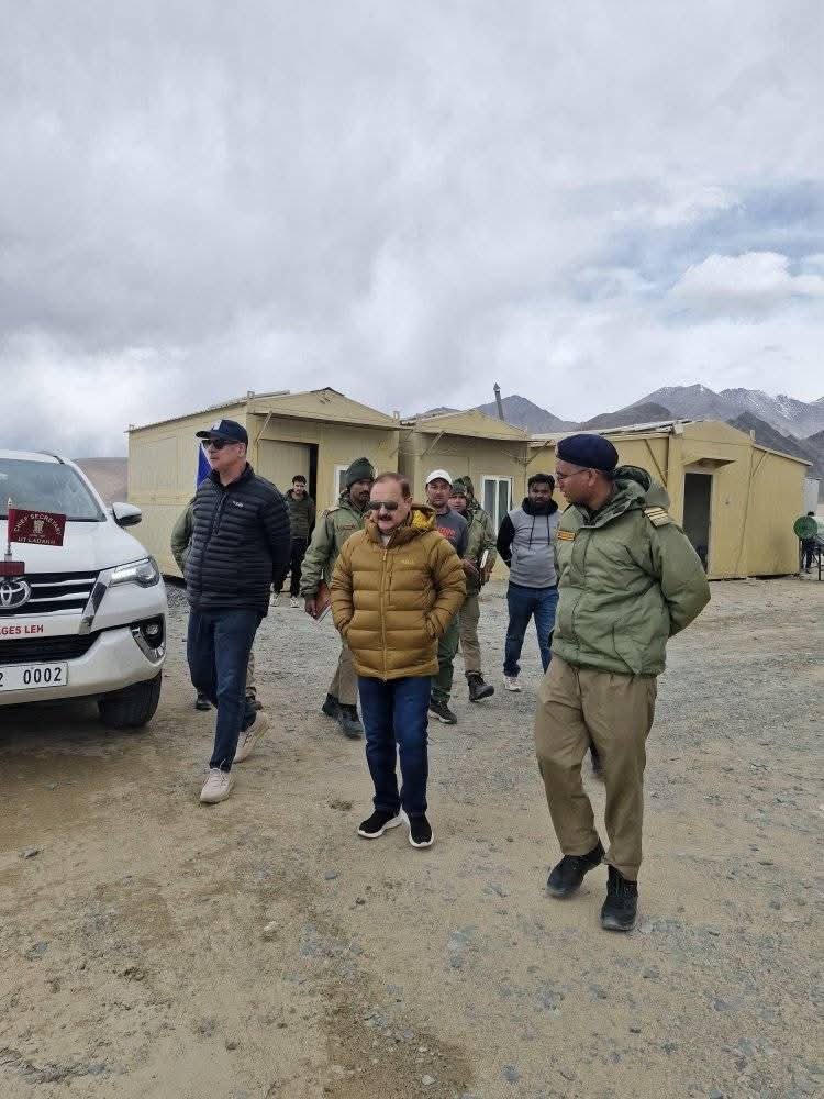Chief Secretary Pawan Kotwal Reviews Development and Addresses Public Concerns During Nyoma Subdivision Tour