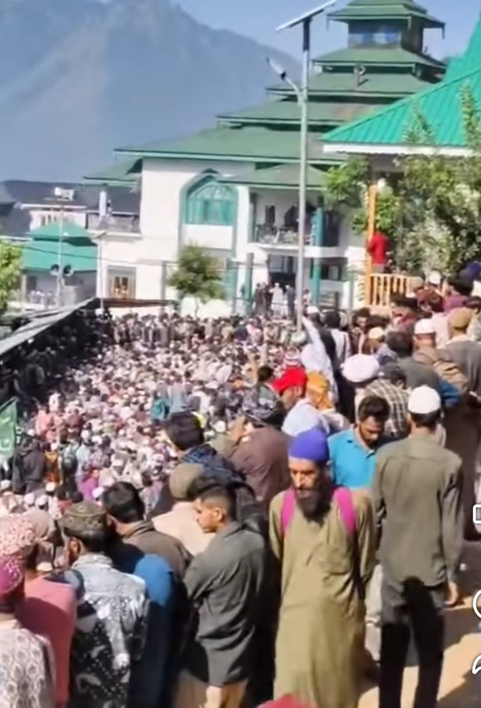 129th Urs of Hazrat Nizamuddin Kiyanvi (RA) Celebrated with Devotion at Baba Nagri, Ganderbal