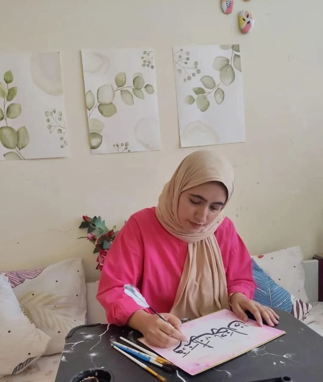 Blending Ink with Soul: Nida Muskan, A Young Calligraphy Artist from South Kashmir Inspires a Revival of Classical Art in Kashmir