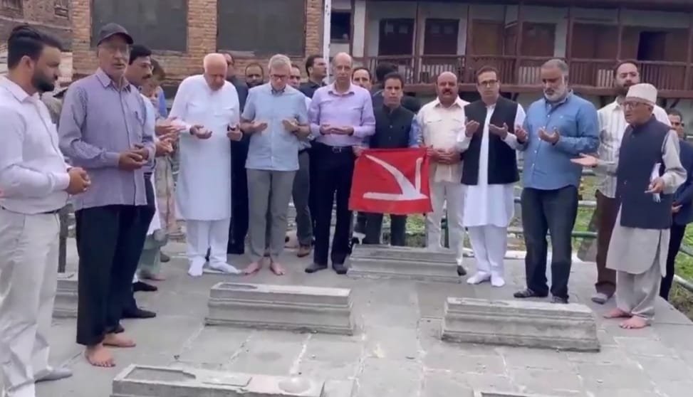 Denied Entry Yesterday, CM Omar Pays Tribute at Martyrs’ Graveyard Amid Tight Security