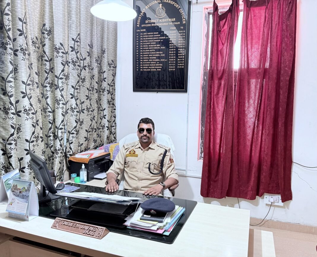 Crackdown on Traffic Violators: ARTO Kishtwar Suspends Route Permits, Licenses; Seizes 31 Vehicles, Collects Rs 9.65 Lakh in Fines