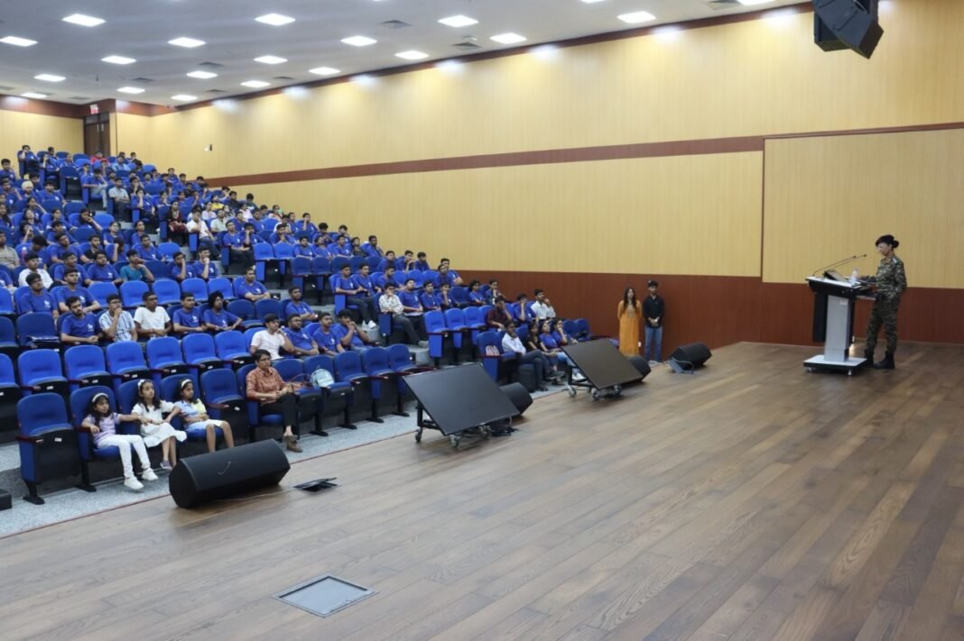 Indian Army Organises Lecture on Women Empowerment and Evolving Career Paths at IIT, Jammu