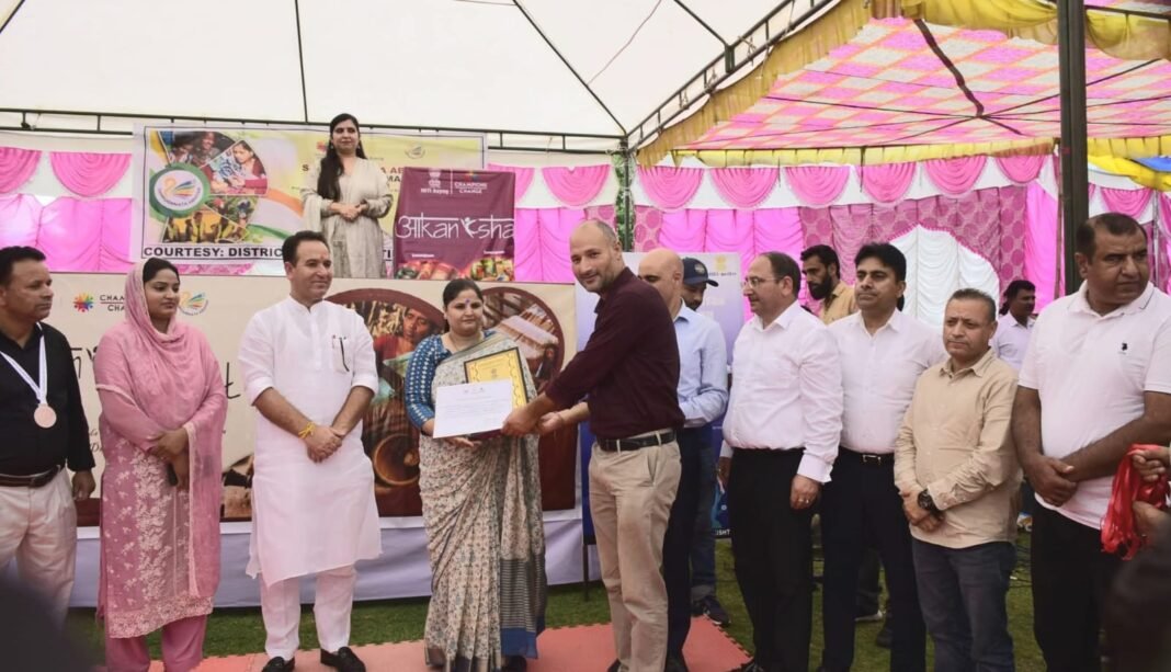 Launch of Sampoornata Abhiyan Samman Samaroh & Inauguration of Aakanksha Haat in Kishtwar