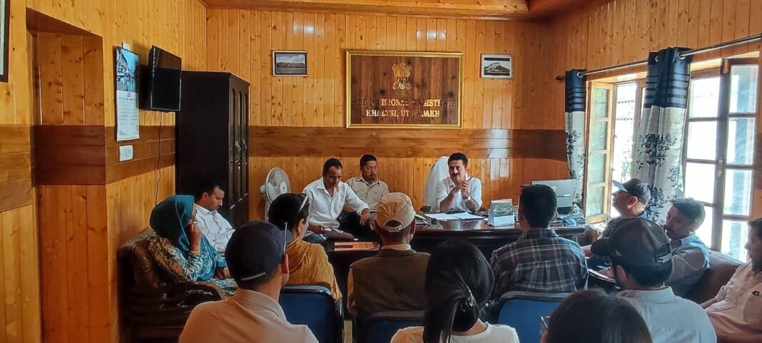 SDM Khaltse Reviews Preparedness for Independence Day Celebrations