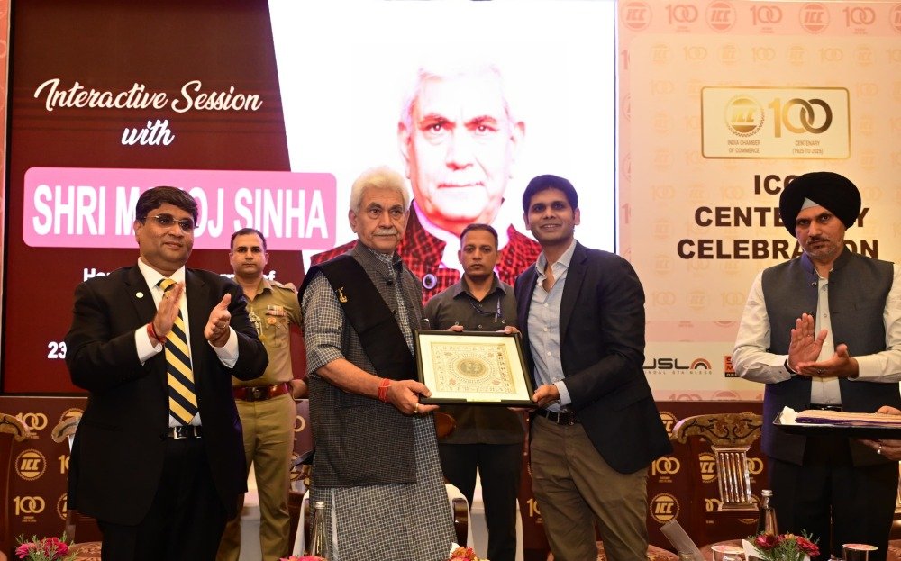 Lieutenant Governor interacts with members of Indian Chamber of Commerce in Srinagar