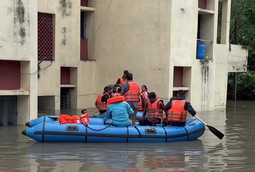 HEAVY RAINFALL-FLASH FLOODS: Jammu-Pathankot Highway Closed