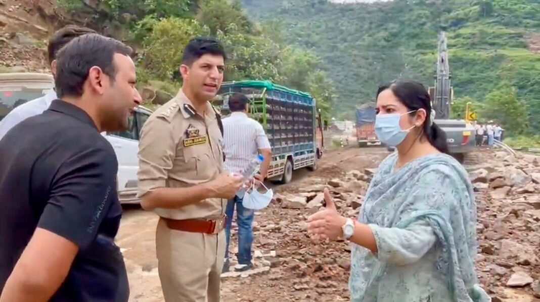 DC Udhampur inspects damaged stretch on NH-44 at Bali Nallah, supervises load testing