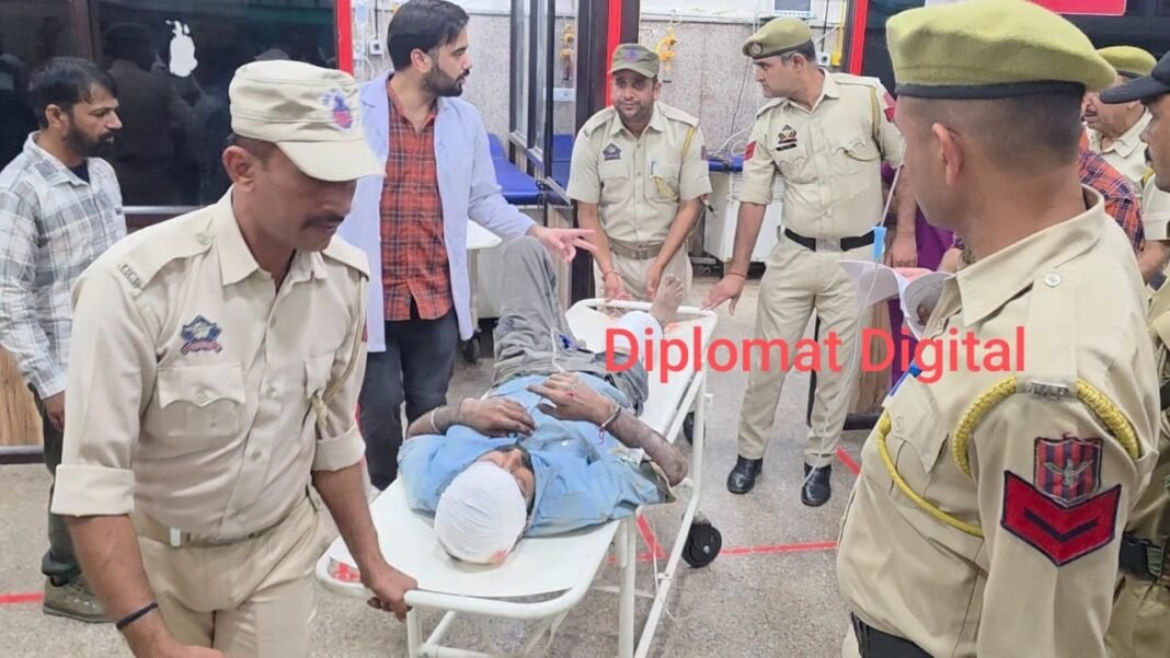 Firing at Keediyan-Gandyal Police Post; Three Miscreants Arrested in Injured Condition