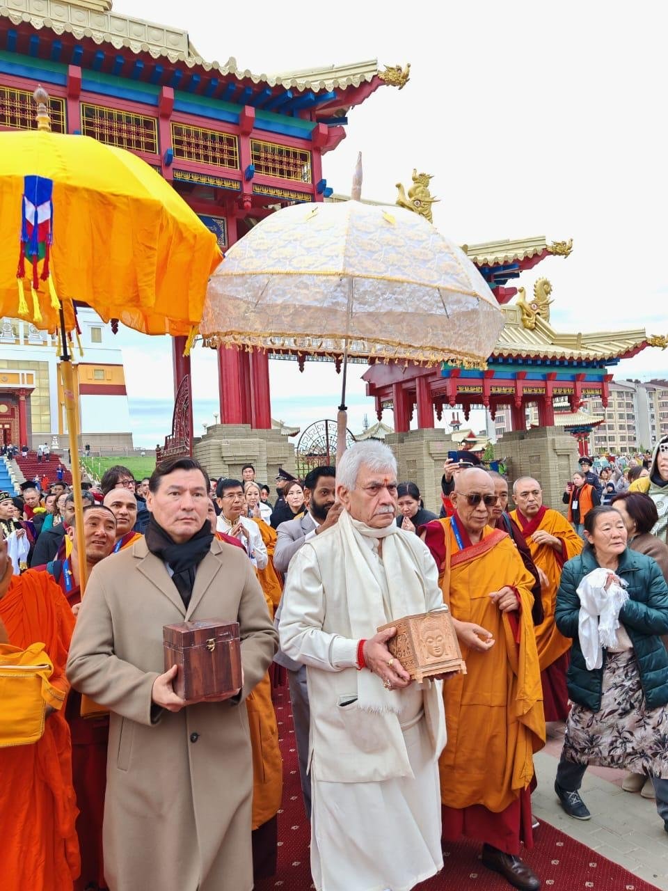 LG Manoj Sinha Departs to India with Holy Relics of Lord Buddha After Week-long Exposition in Russia