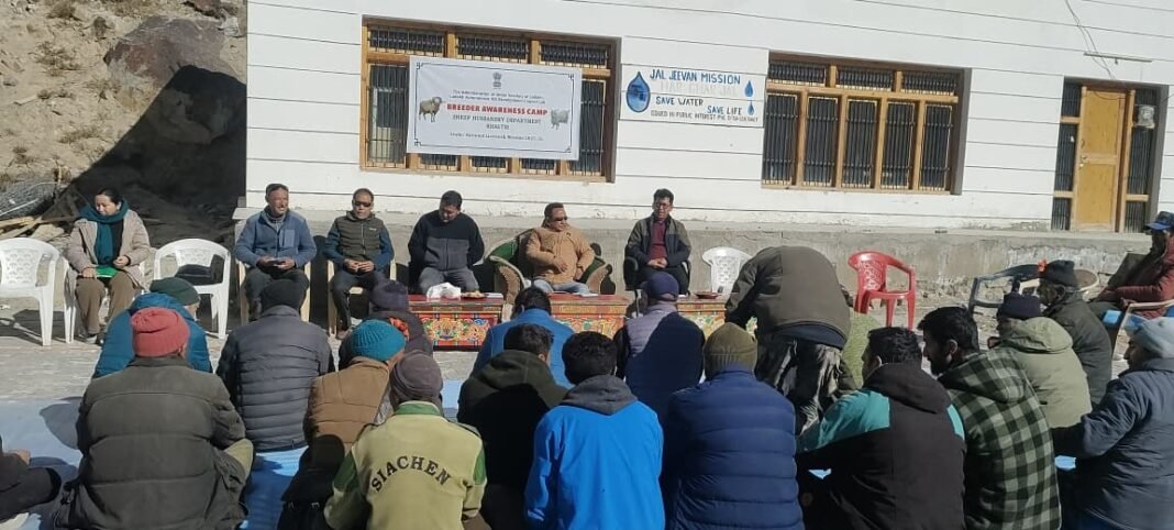 Dir Sheep Husbandry Dept Ladakh Inspects Prefabricated Sheep & Wool Development Centre, Bema
