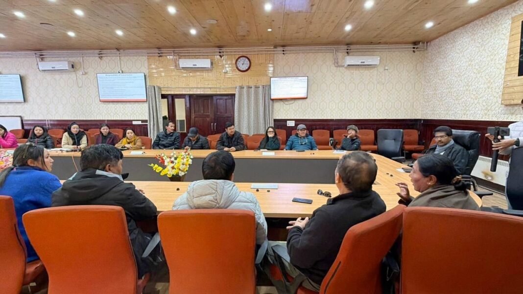 Ladakh Pollution Control Committee Reviews Plastic Waste Management
