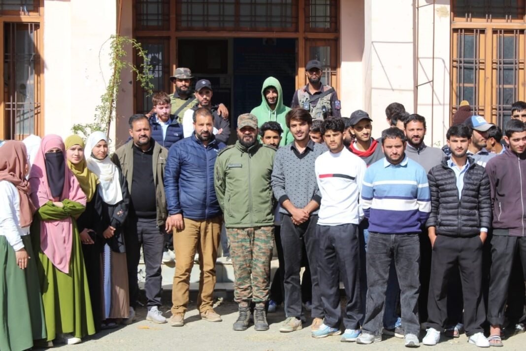 Indian Army Organised a Lecture on Health and Sanitation Conducted at ITI College, Pahalpura