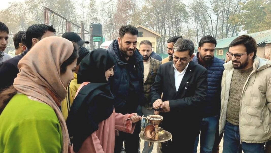 CSIR-IIIM Begins Annual Tulip Plantation at Field Station Pulwama