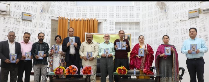 JKAACL releases T.R. Magotra ‘Sagar’s Hindi book “Pariyon Ka Desh”
