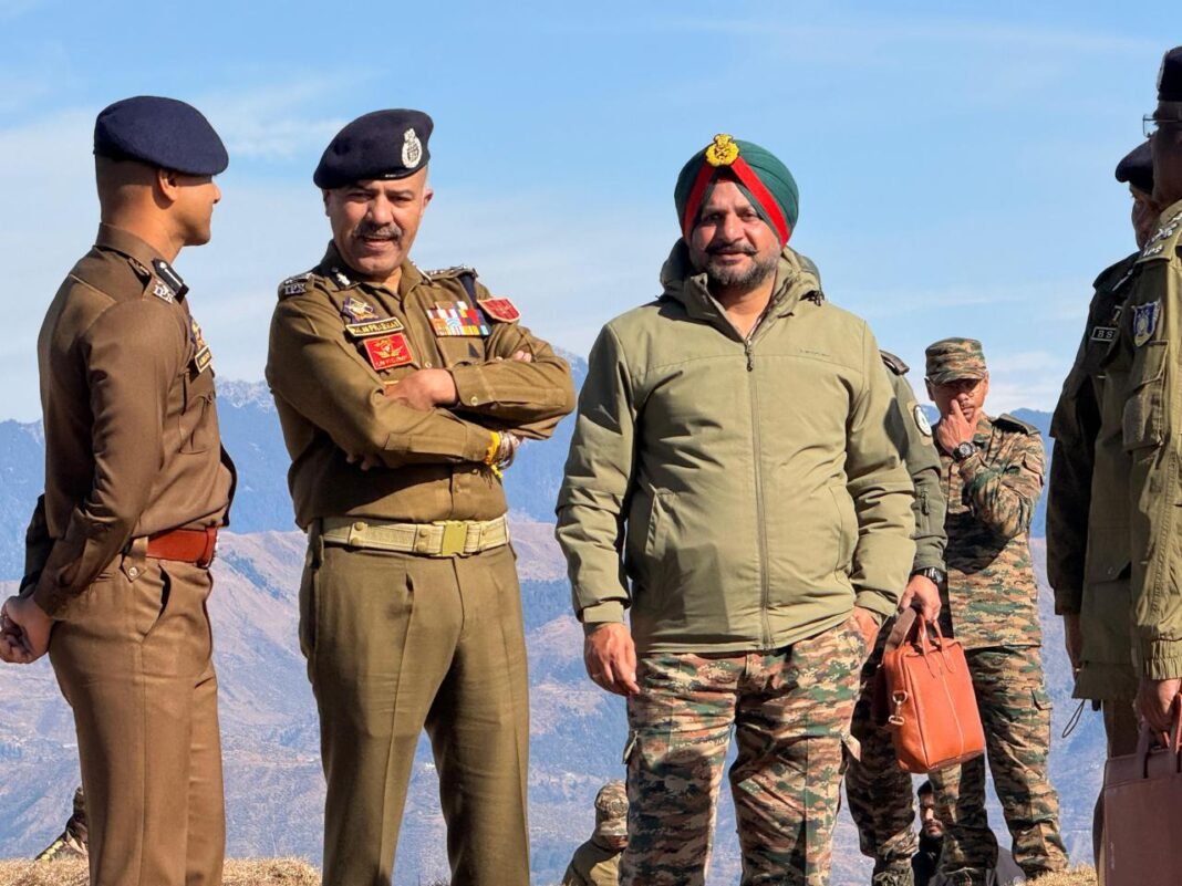 DGP J&K Reviews Ongoing Anti-Terror Operations